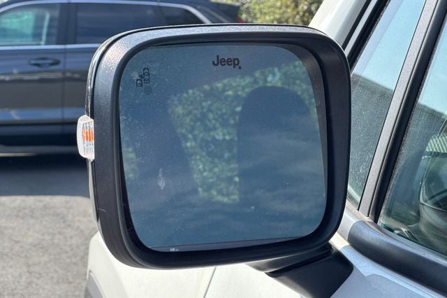 2023 Jeep Renegade Latitude LATITUDE 4WD