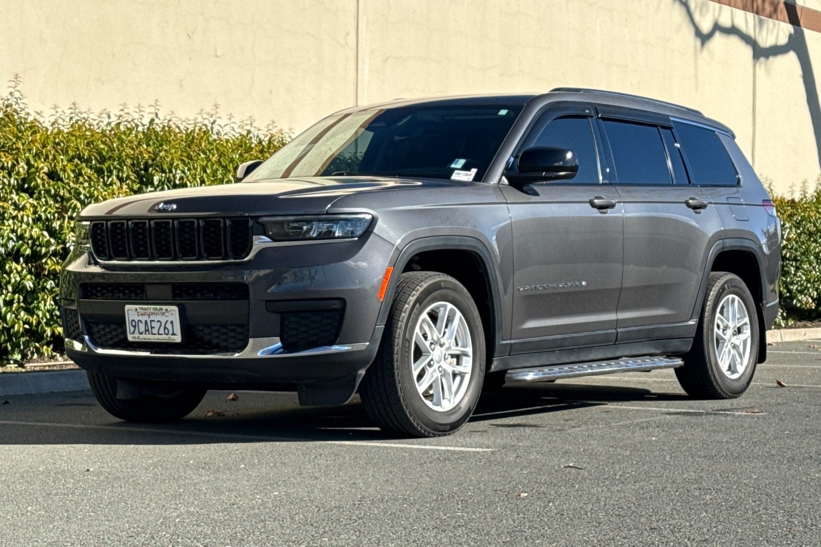 2022 Jeep Grand Cherokee L Laredo