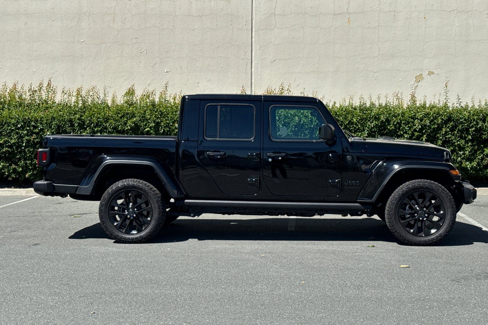 2025 Jeep Gladiator Nighthawk 24X NIGHTHAWK