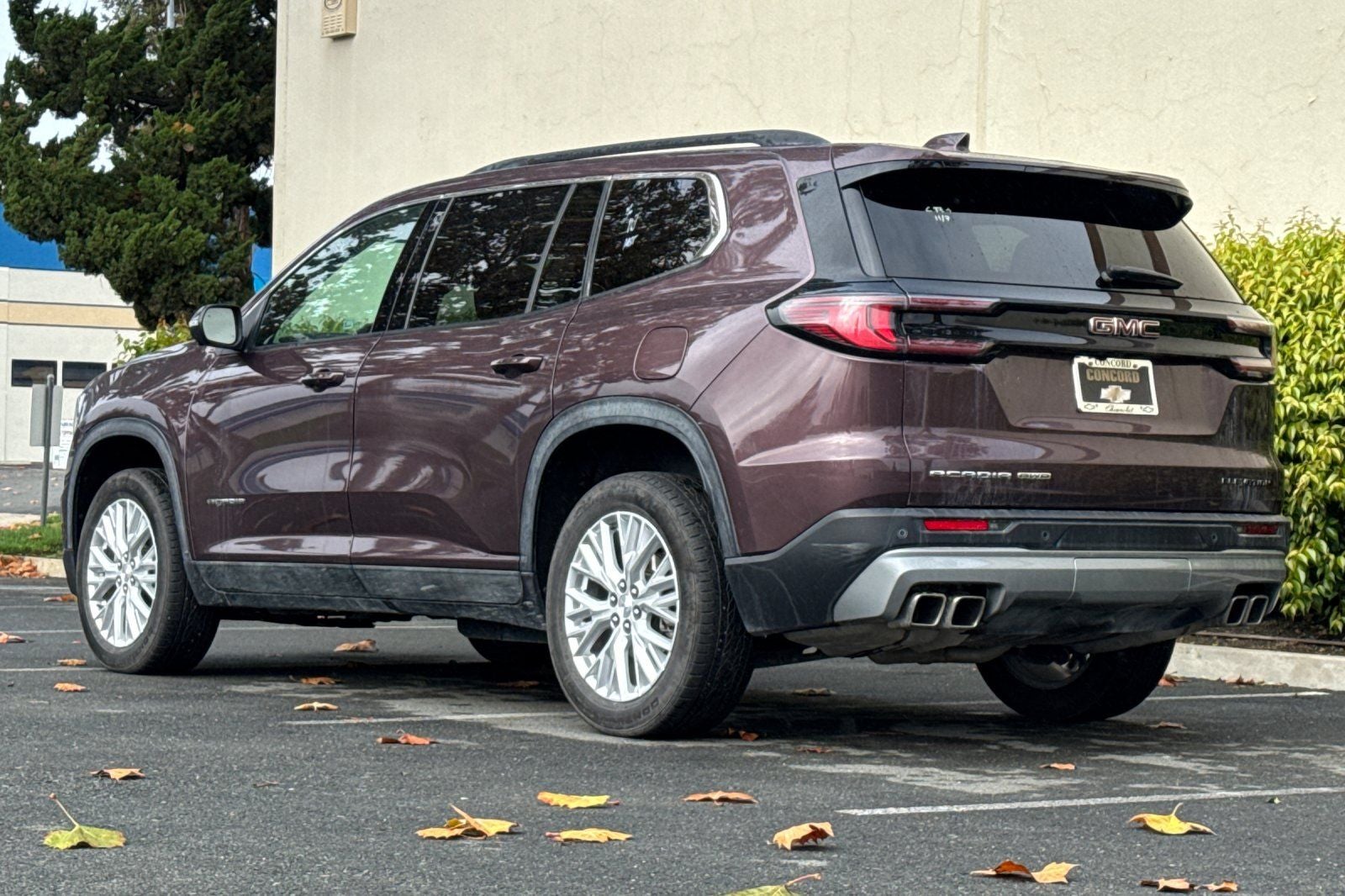 2024 GMC Acadia Elevation