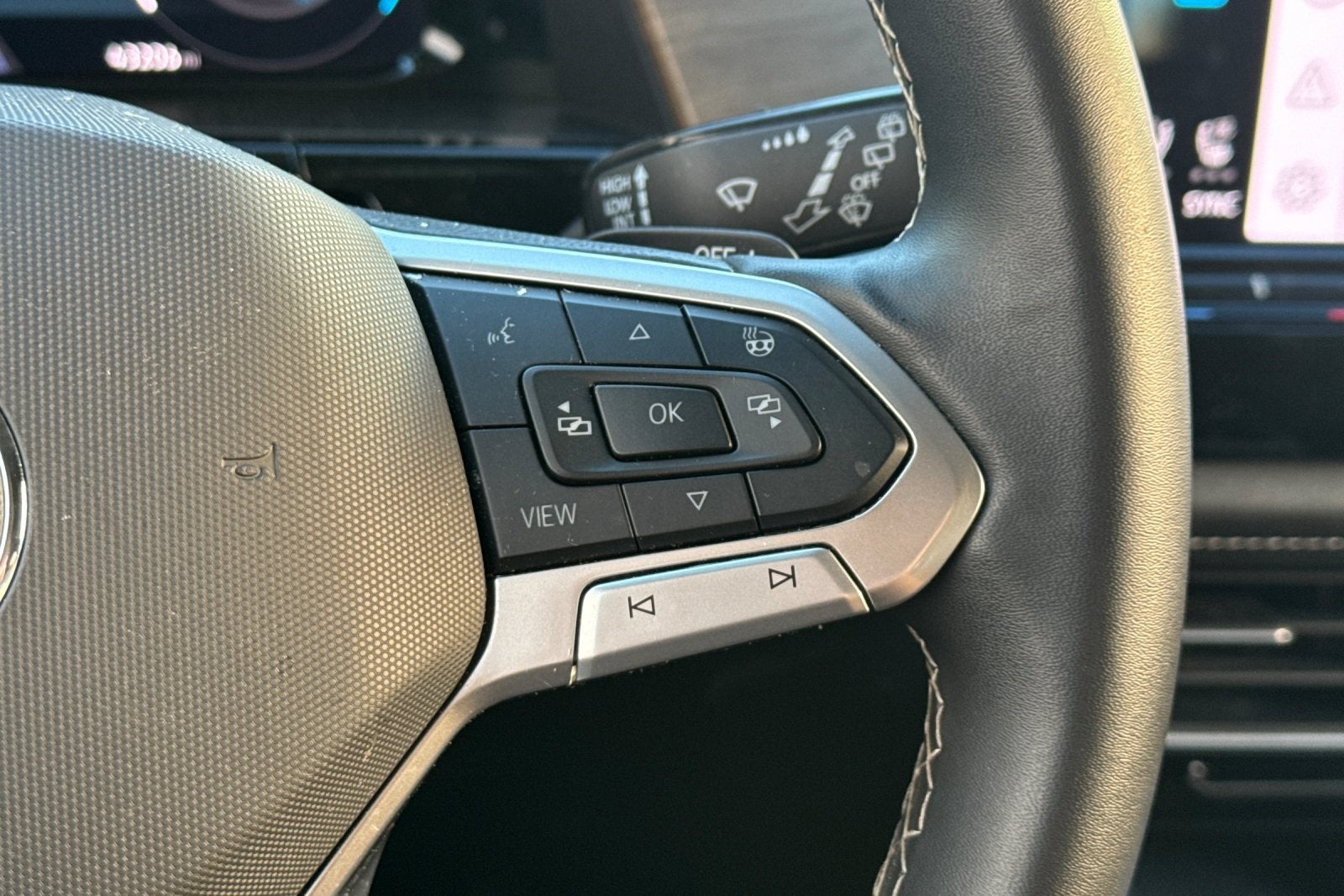 2024 Volkswagen Atlas 2.0T SE w/Technology SE TECHNOLOGY