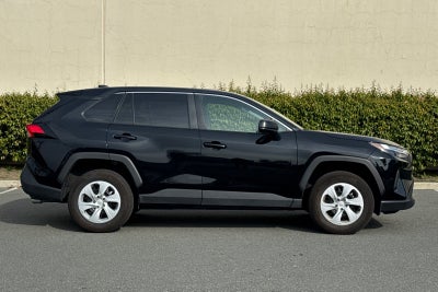 2025 Toyota RAV4 LE LE