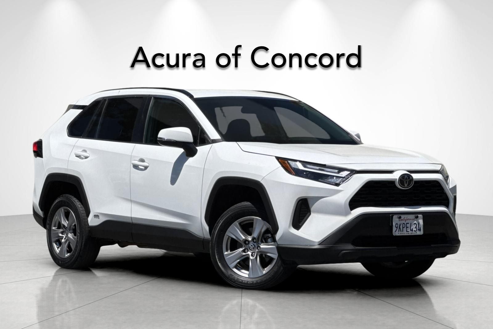 2024 Toyota RAV4 Hybrid XLE