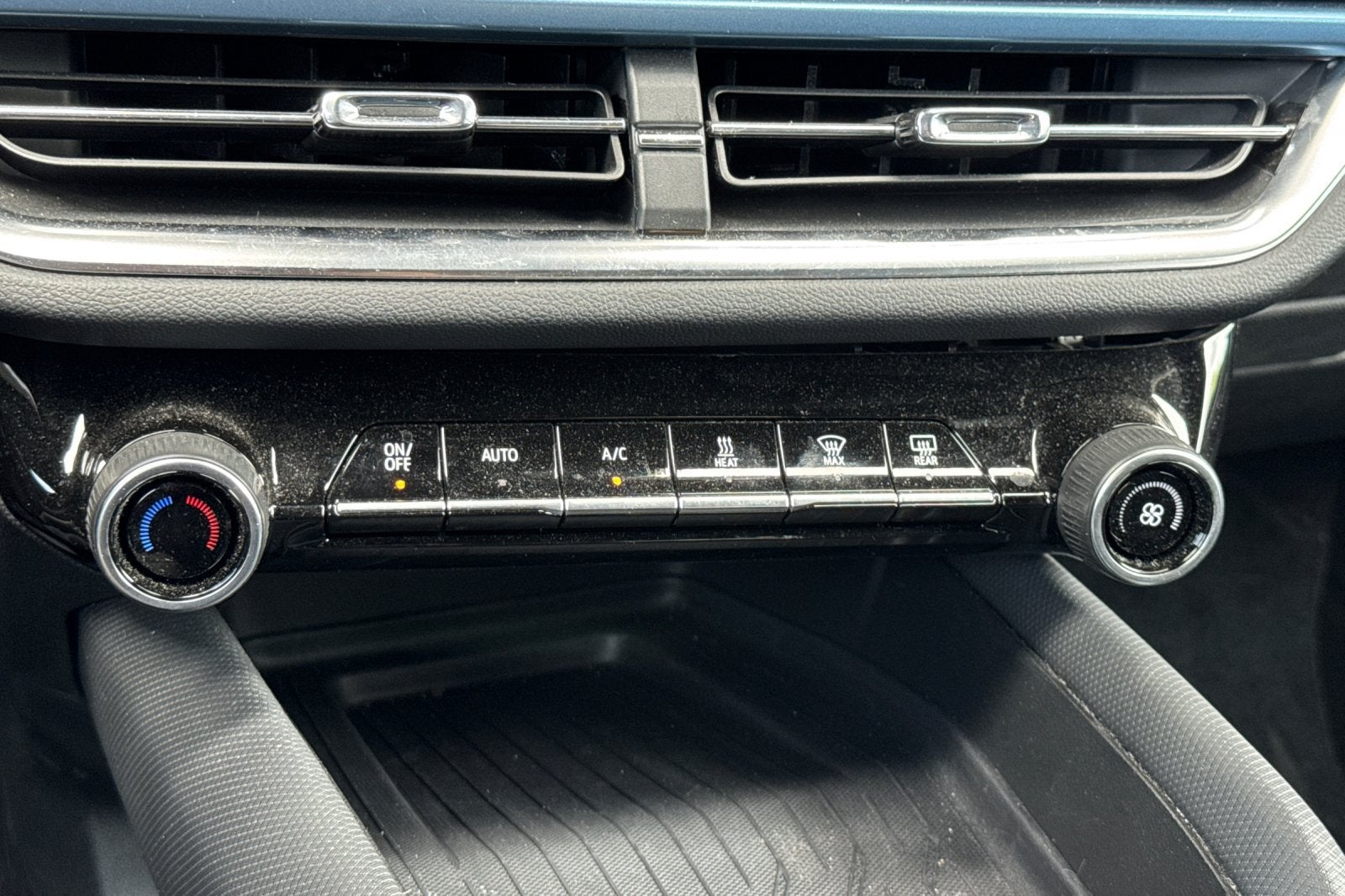 2024 Chevrolet Equinox EV LT