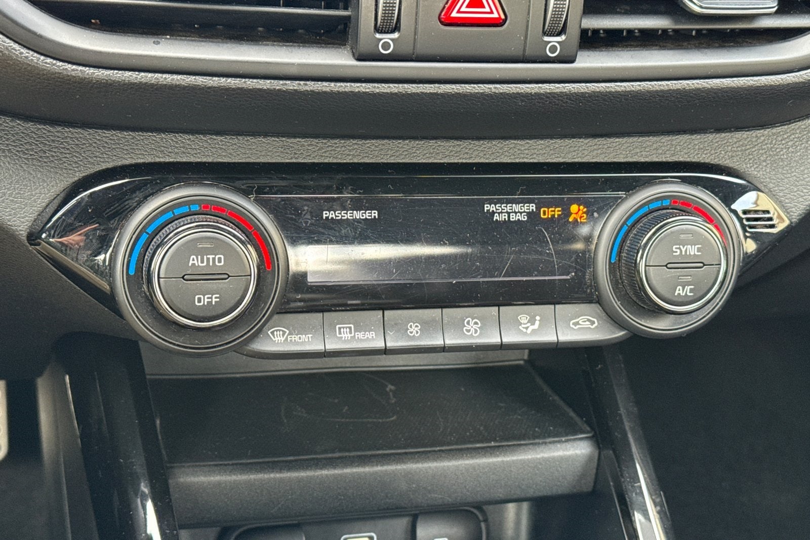 2023 Kia Forte GT-Line Technology package