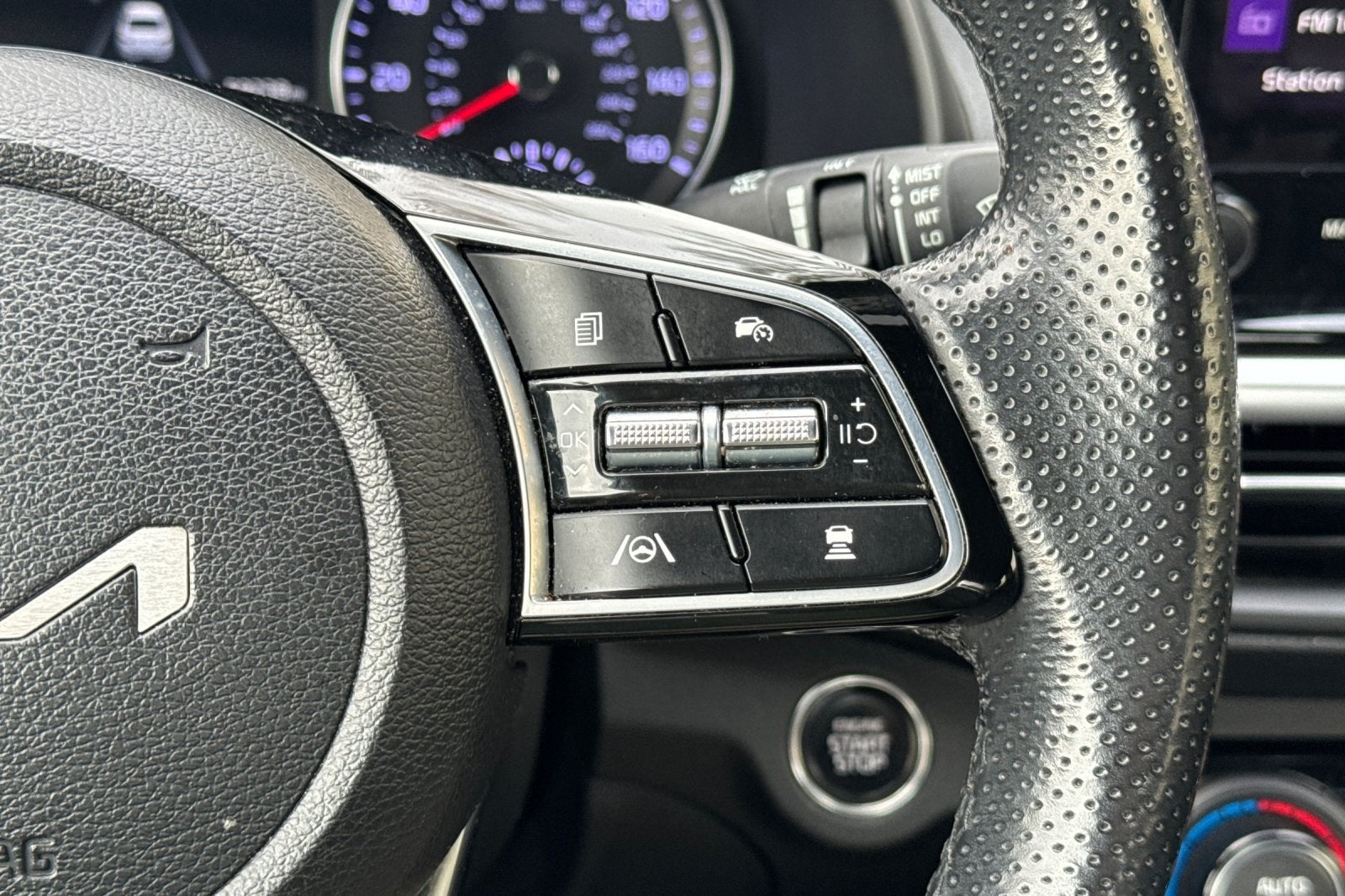 2023 Kia Forte GT-Line Technology package