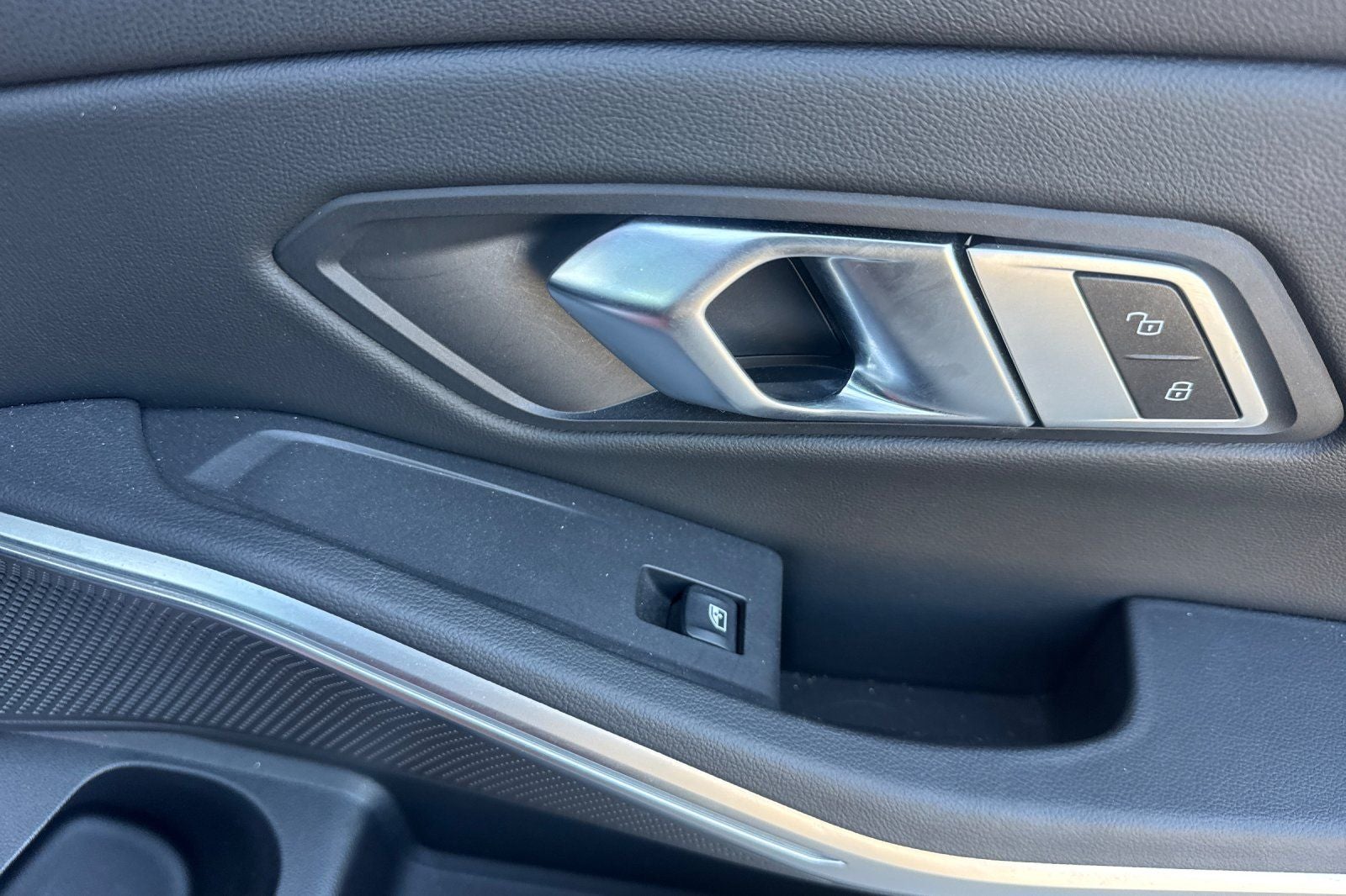 2023 BMW 3 Series 330i