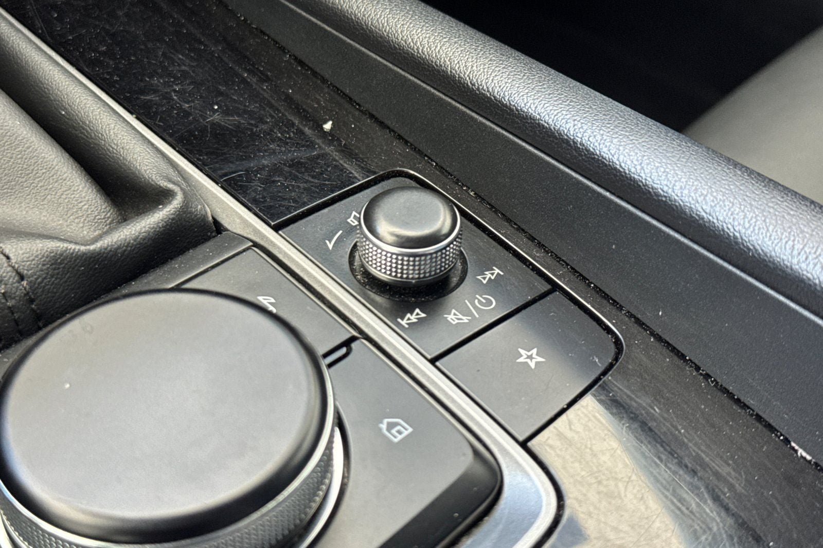 2024 Mazda Mazda3 2.5 S Select Sport
