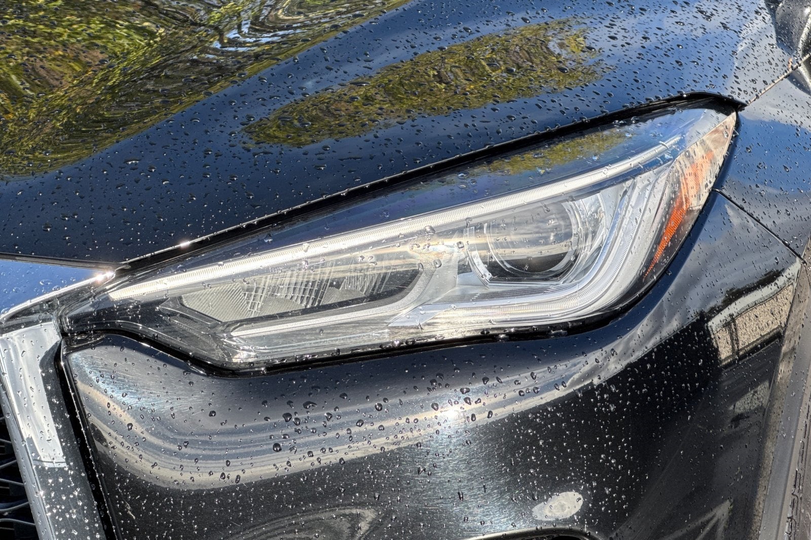 2023 INFINITI QX50 LUXE