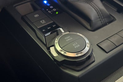 2025 Toyota Tacoma SR5 MEDIUM BED