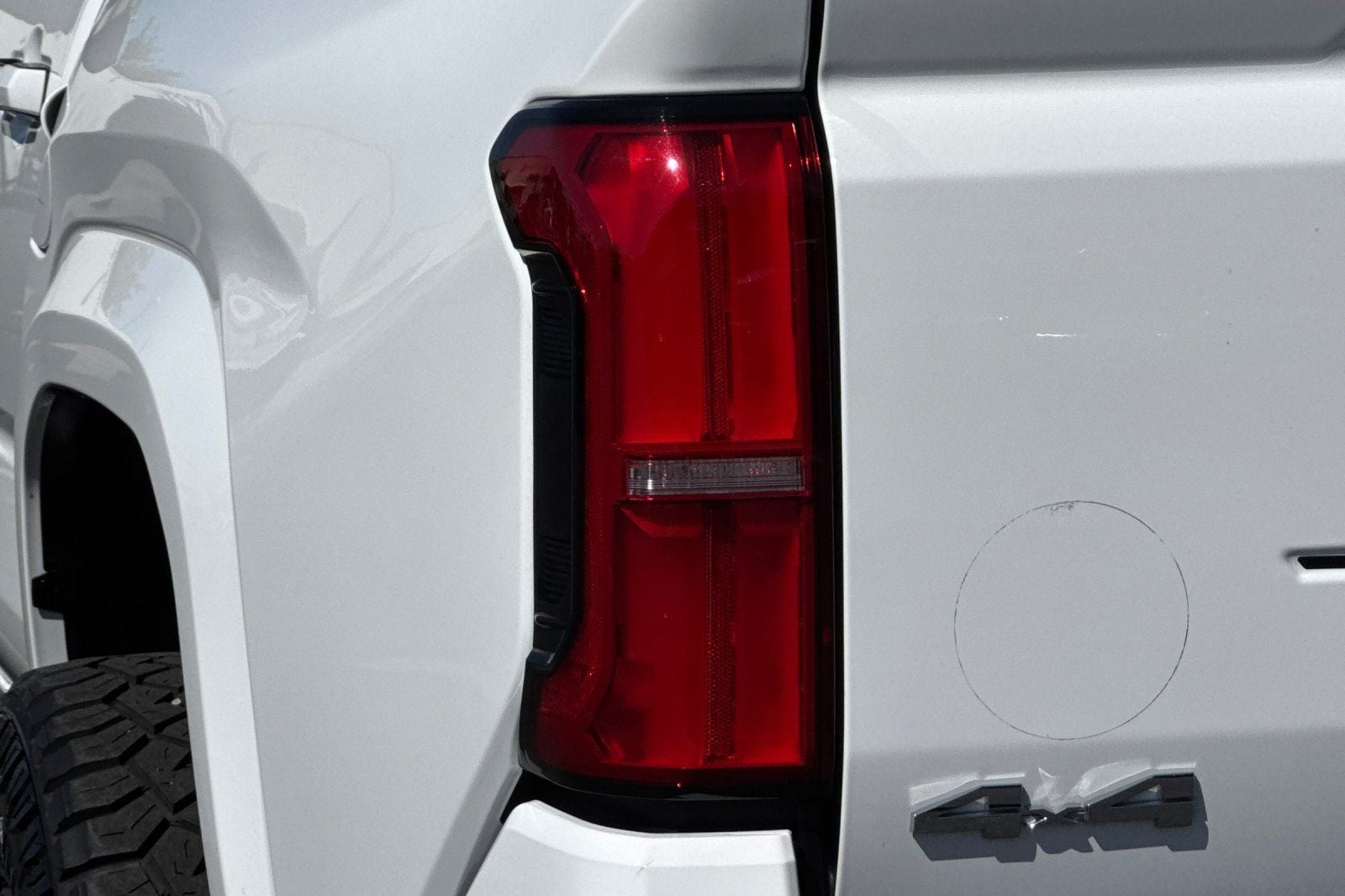 2025 Toyota Tacoma SR5 MEDIUM BED