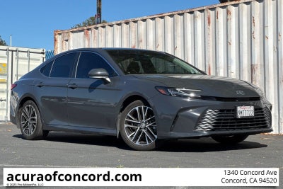 2025 Toyota Camry XLE XLE