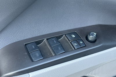 2023 Toyota Camry Hybrid SE