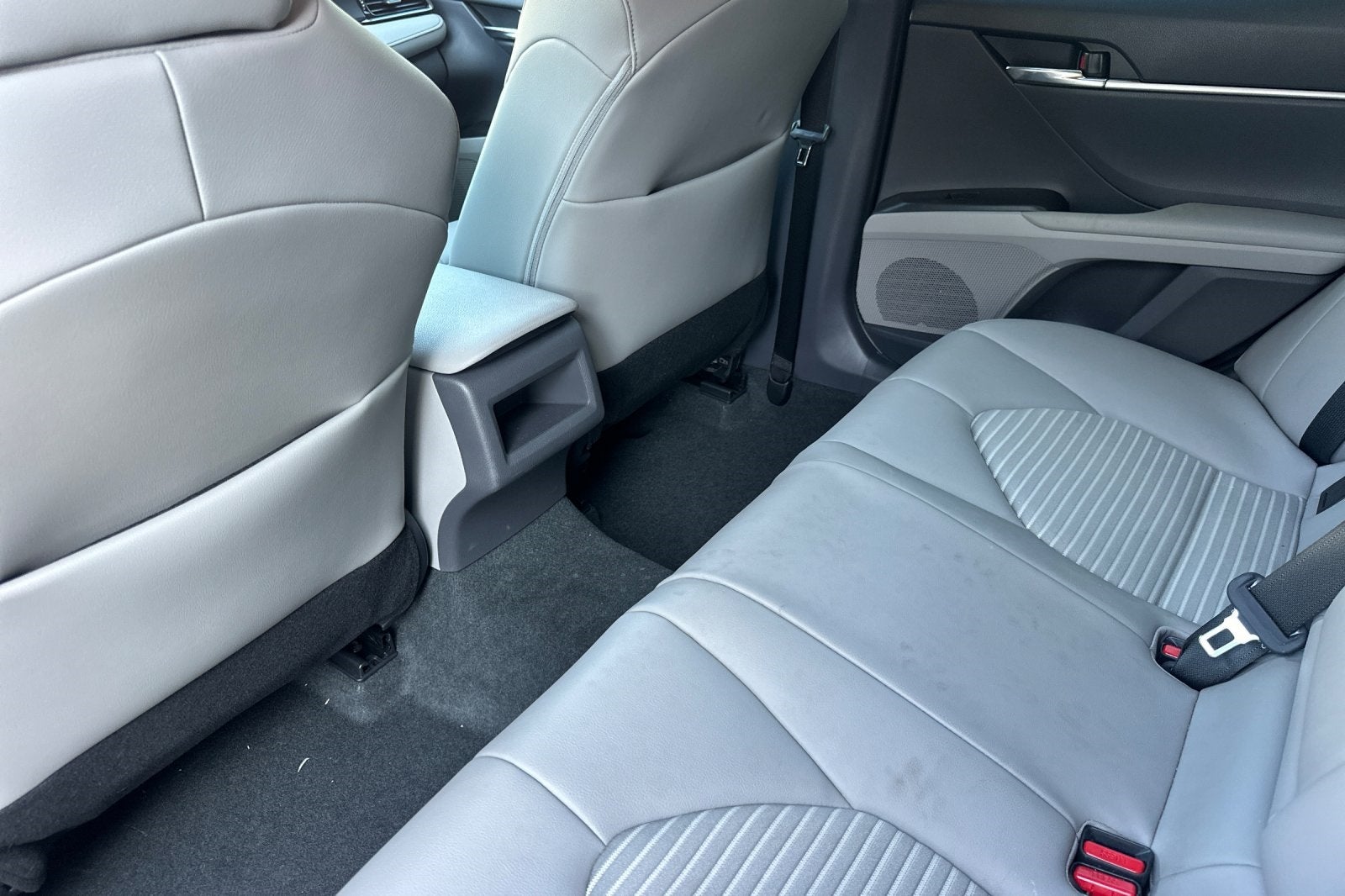 2023 Toyota Camry Hybrid SE