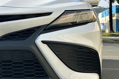 2023 Toyota Camry Hybrid SE