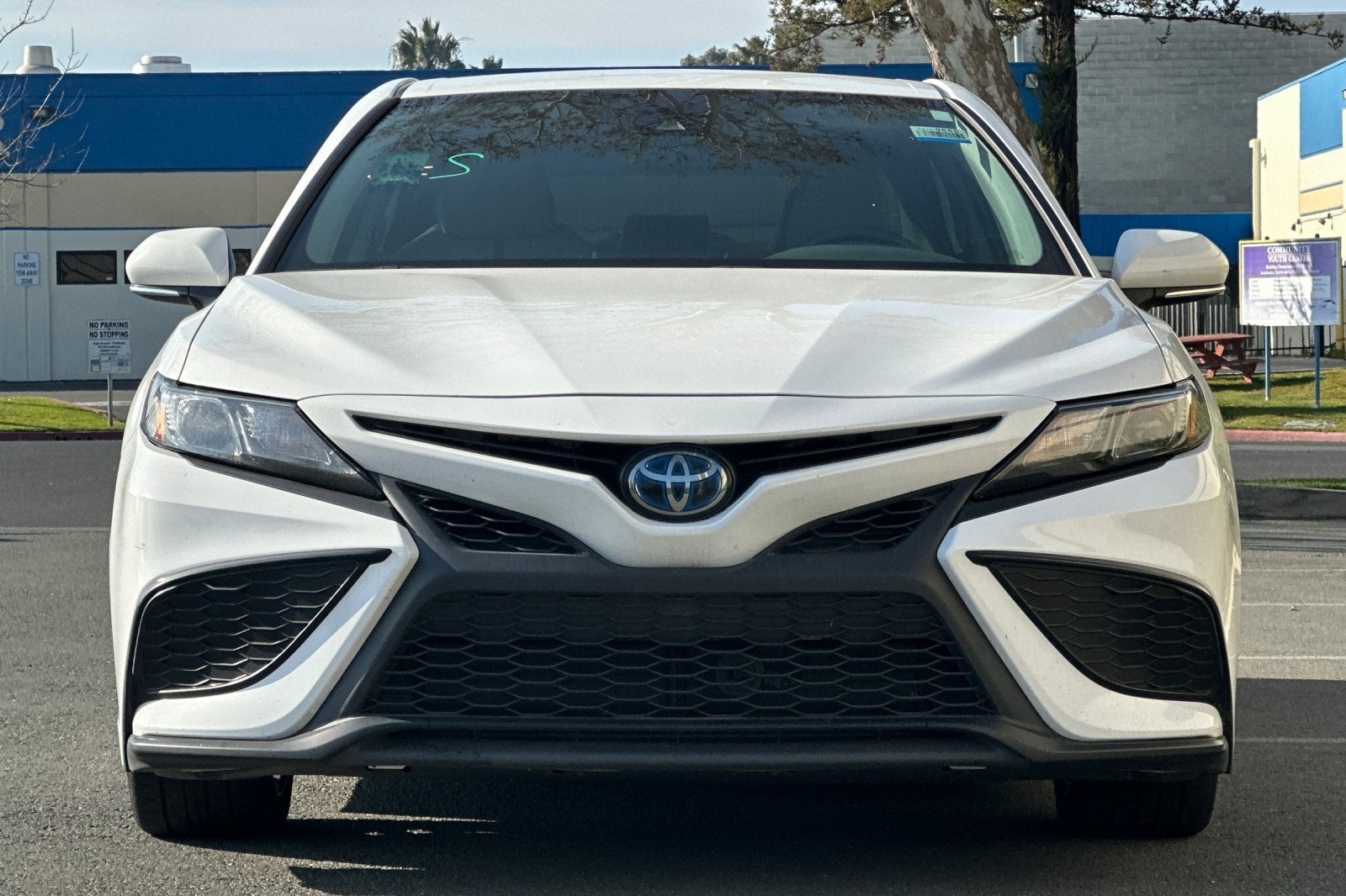 2023 Toyota Camry Hybrid SE