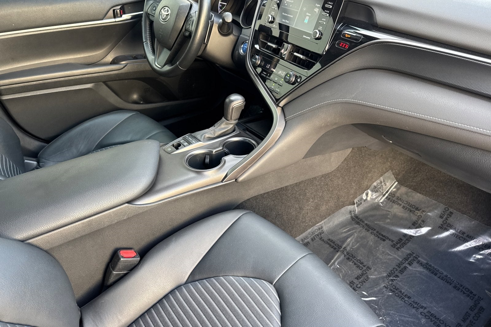 2022 Toyota Camry Hybrid Nightshade NIGHTSHADE