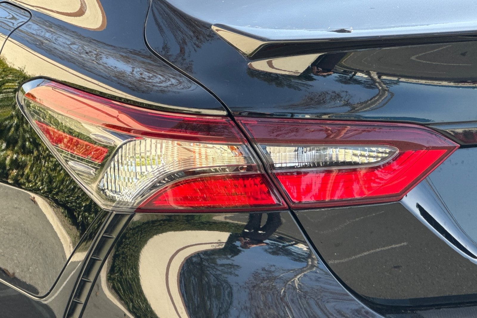 2022 Toyota Camry Hybrid Nightshade NIGHTSHADE