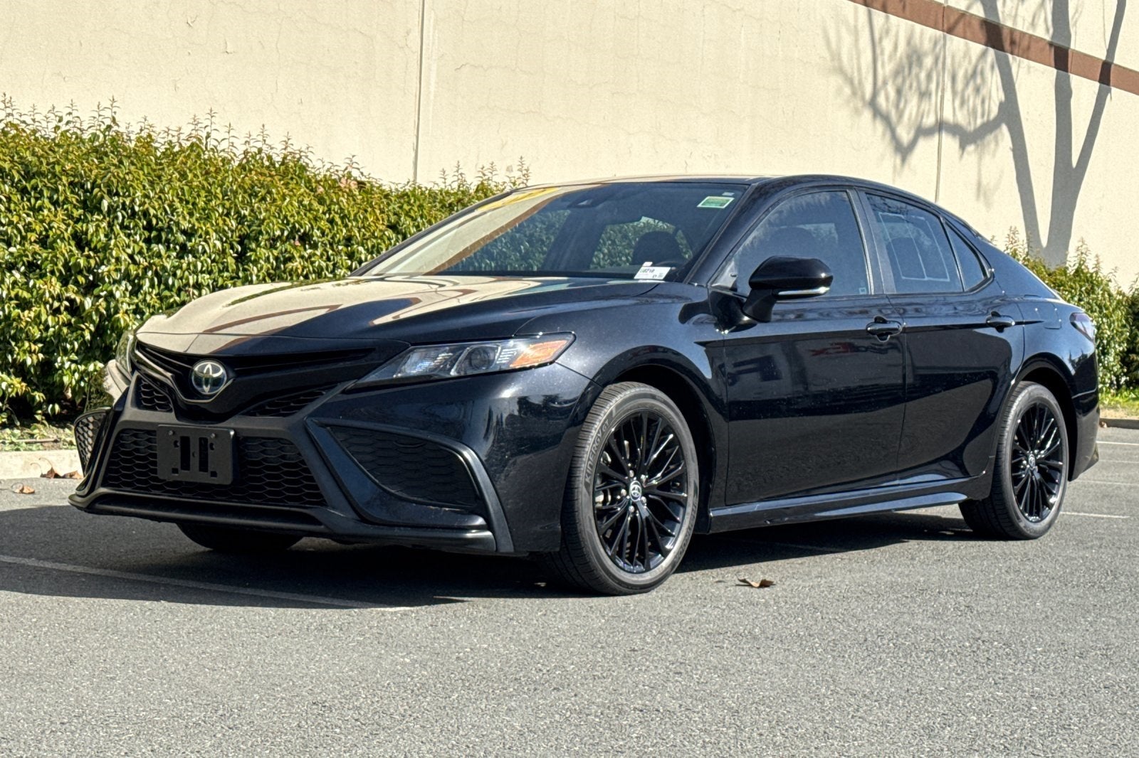 2022 Toyota Camry Hybrid Nightshade NIGHTSHADE