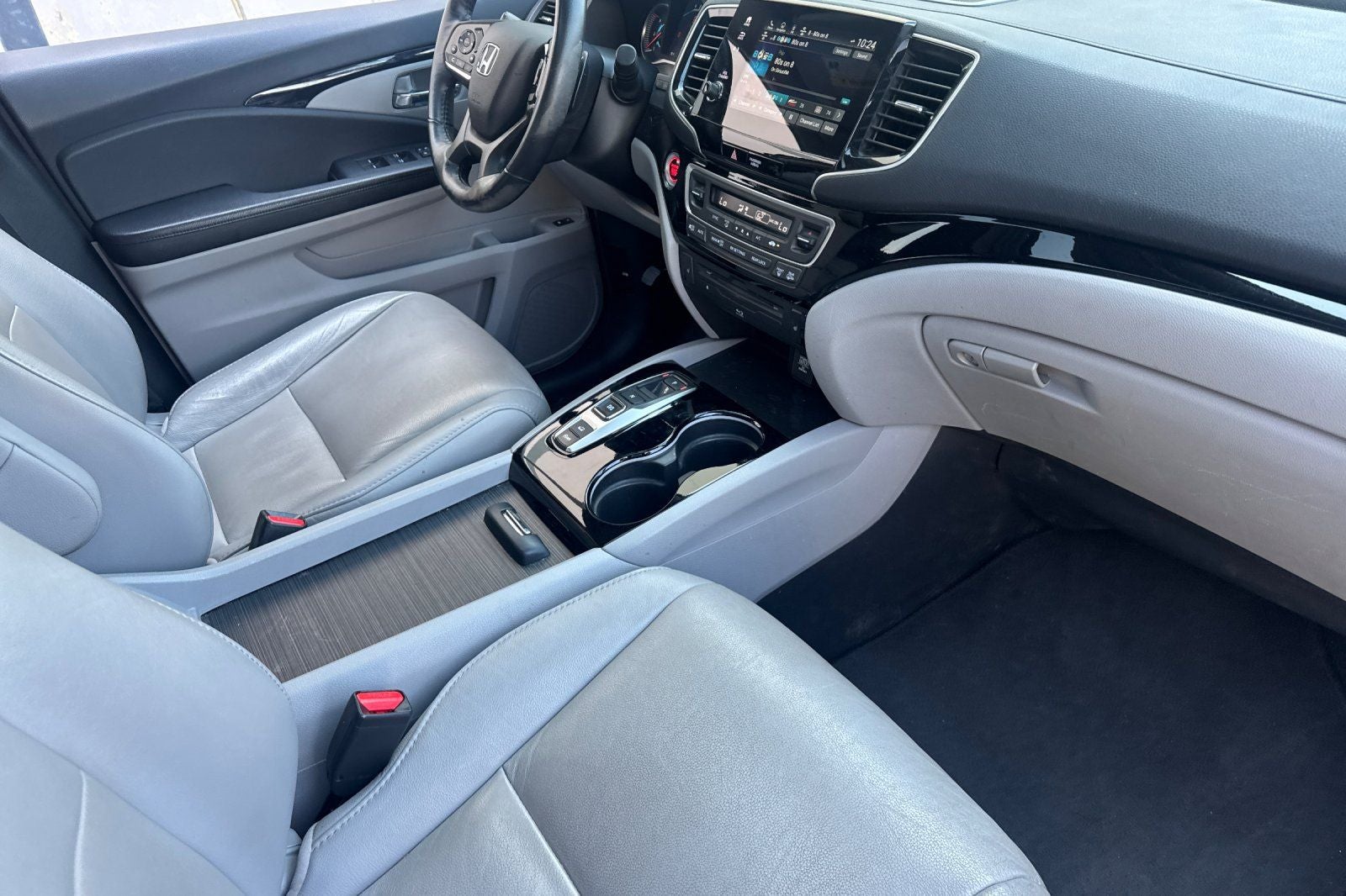 2020 Honda Pilot Touring 8 Passenger