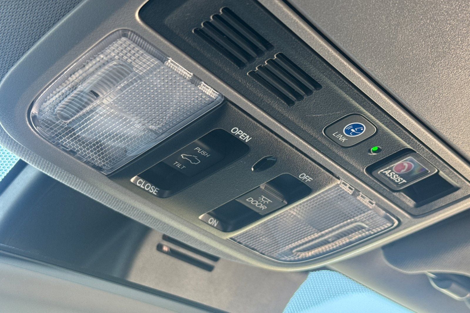 2020 Honda Pilot Touring 8 Passenger