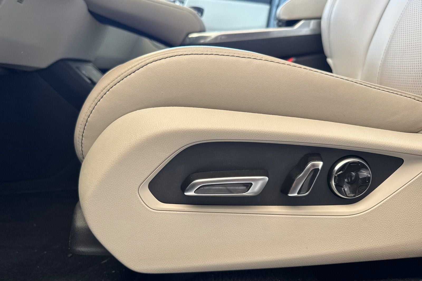 2025 Acura RDX 4TECH