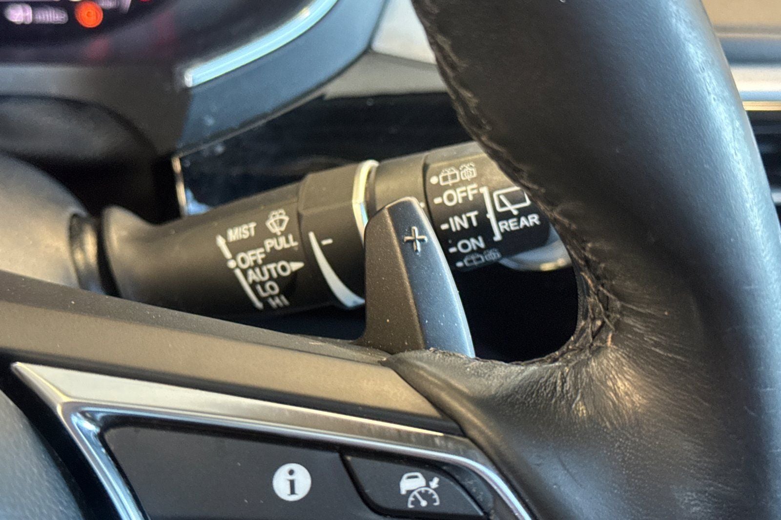 2023 Acura MDX TECH