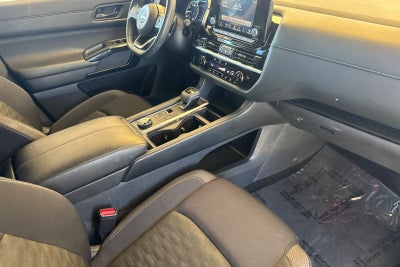 2024 Nissan Pathfinder SV SV