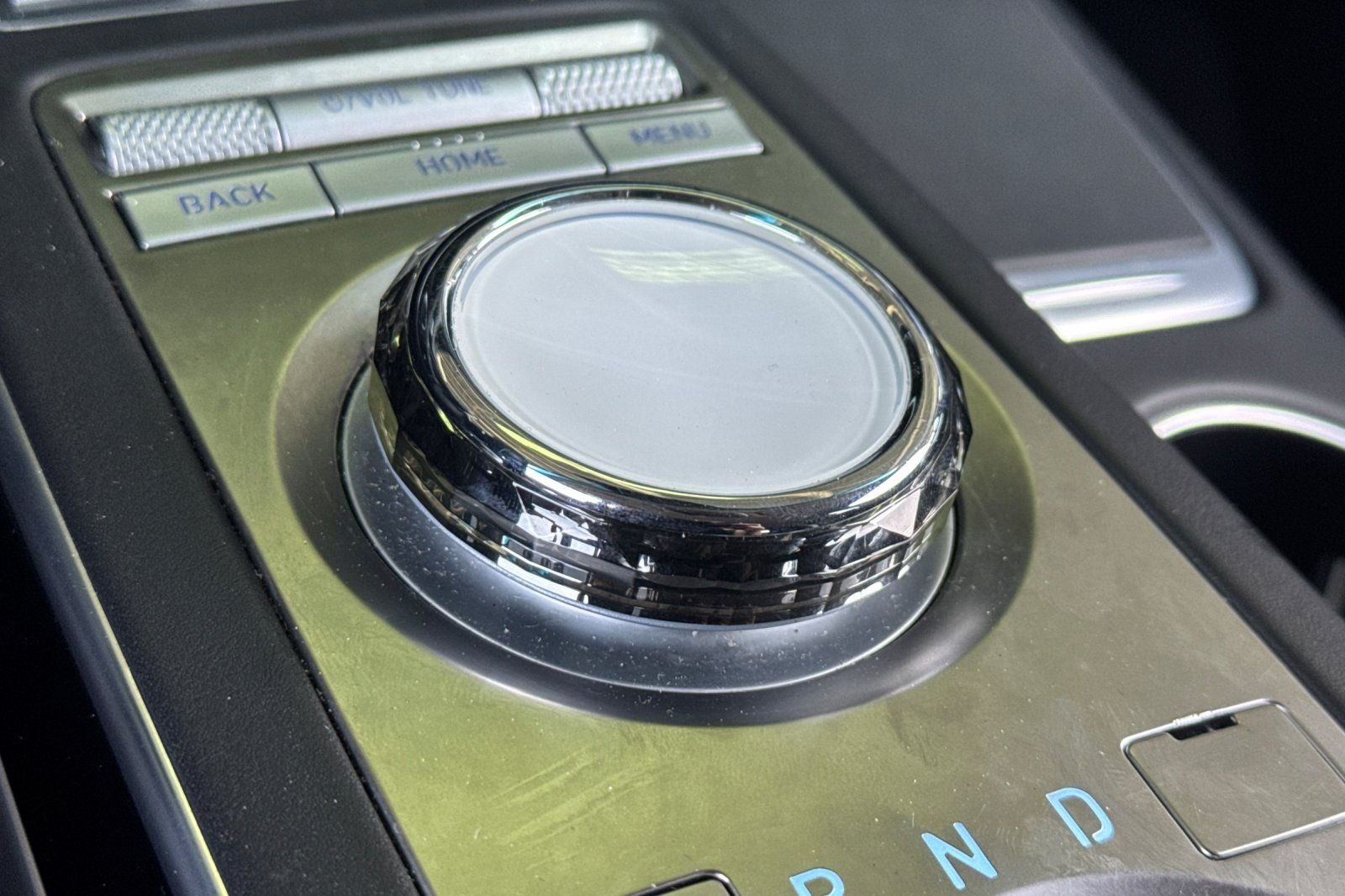 2025 Genesis GV70 2.5T 2.5T AWD