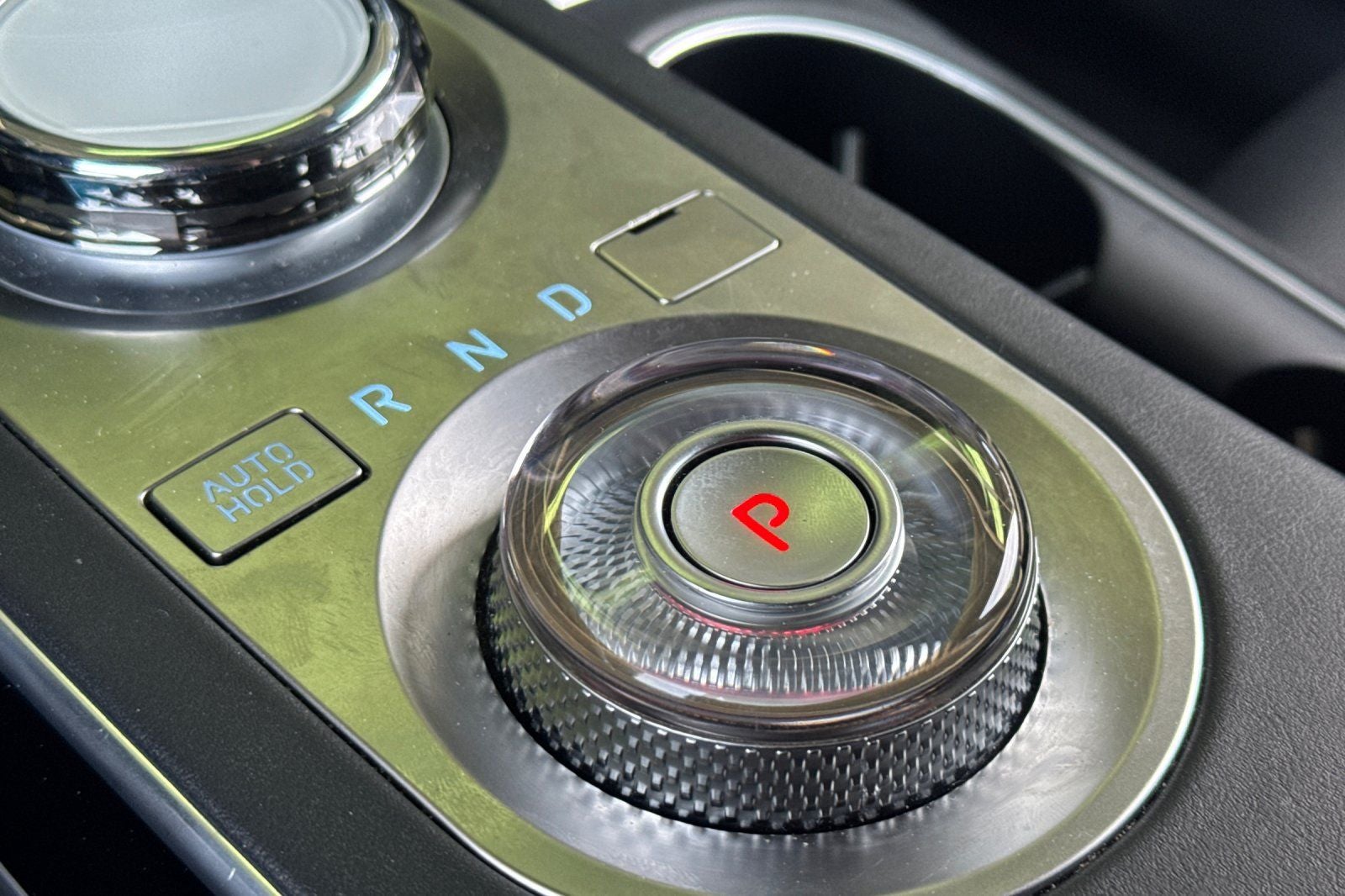 2025 Genesis GV70 2.5T 2.5T AWD