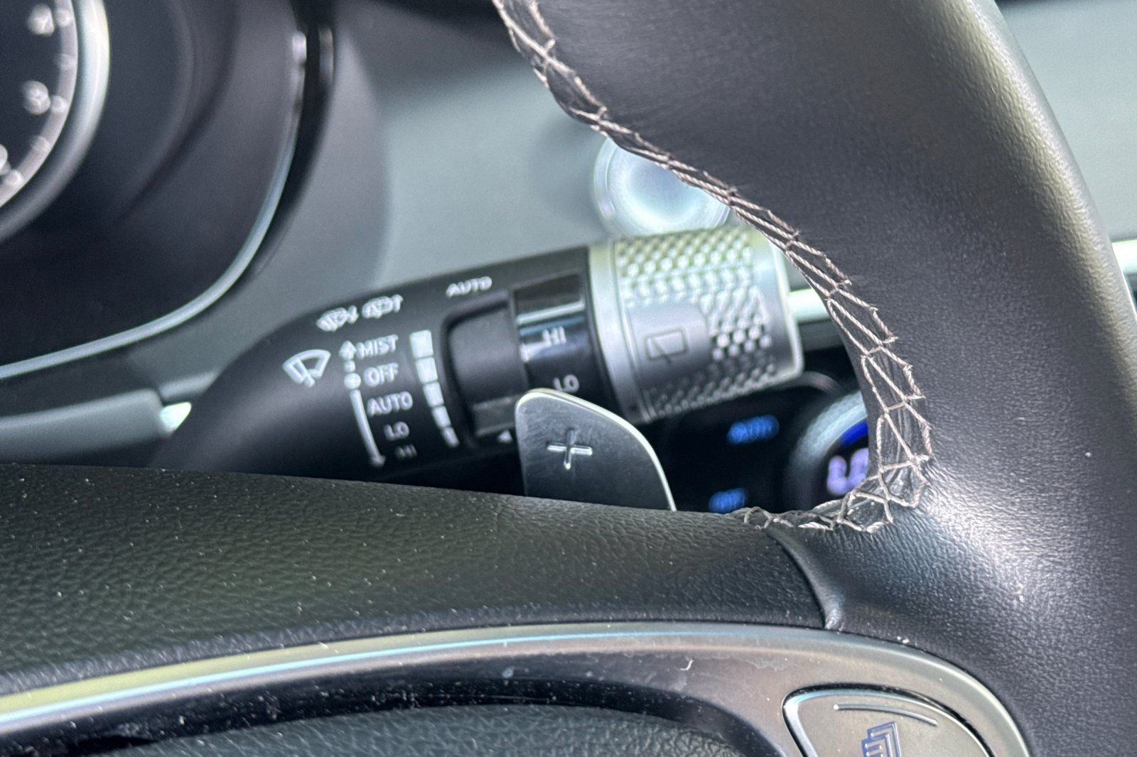 2025 Genesis GV70 2.5T 2.5T AWD