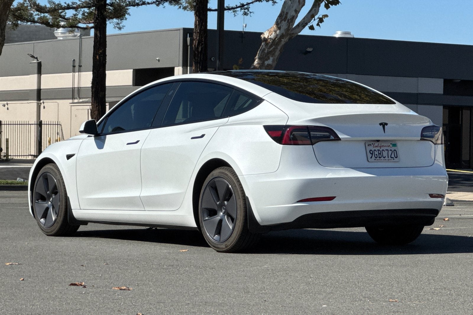 2023 Tesla Model 3 Base
