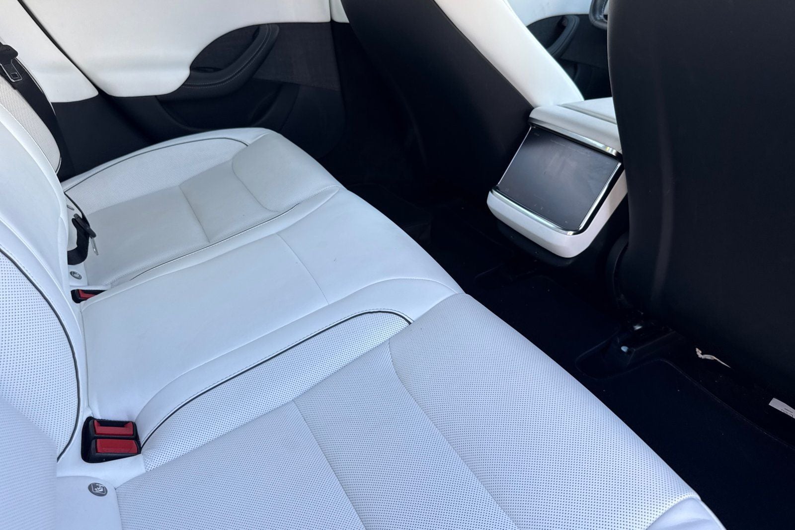 2023 Tesla Model S Plaid