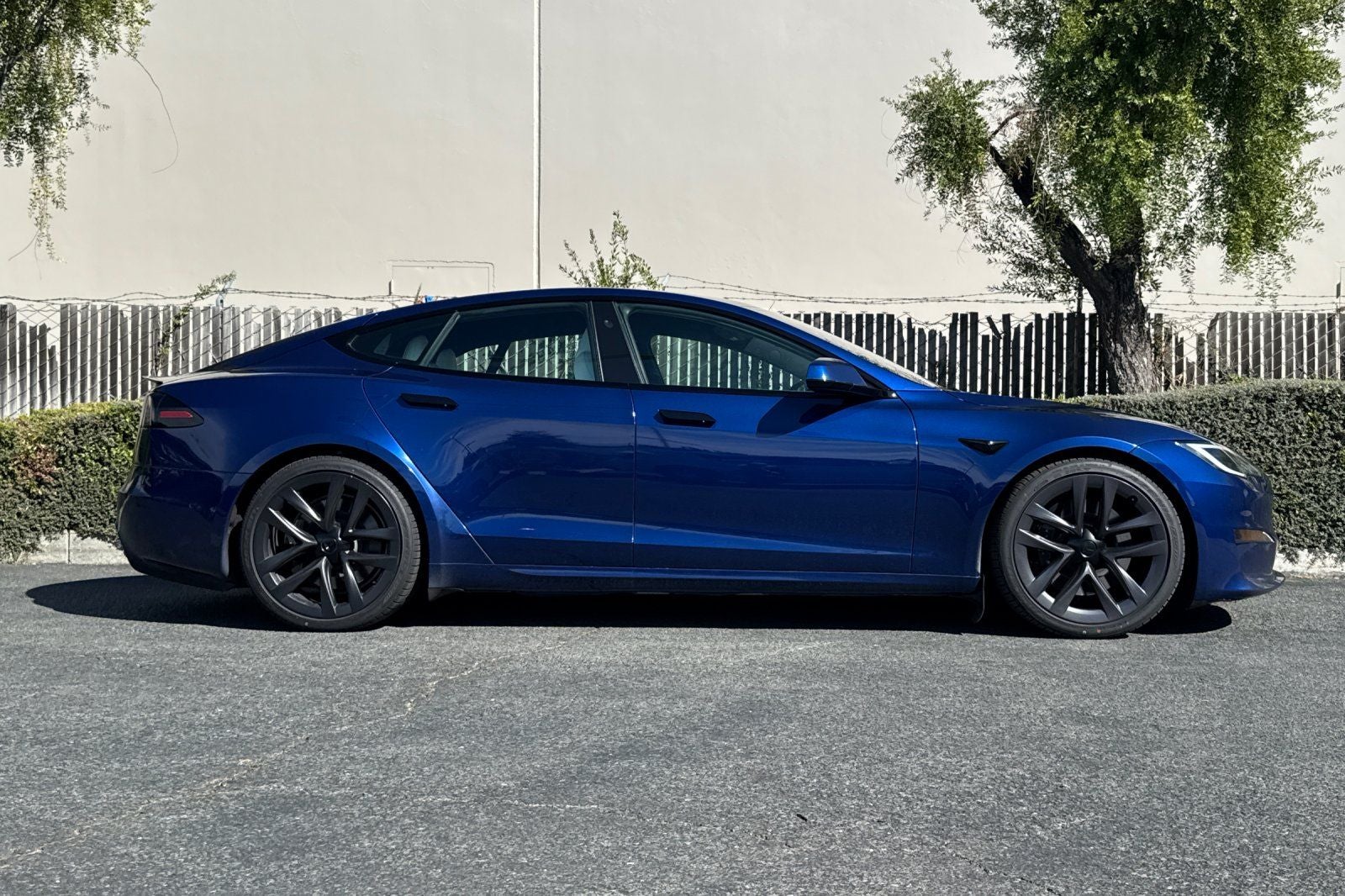 2023 Tesla Model S Plaid