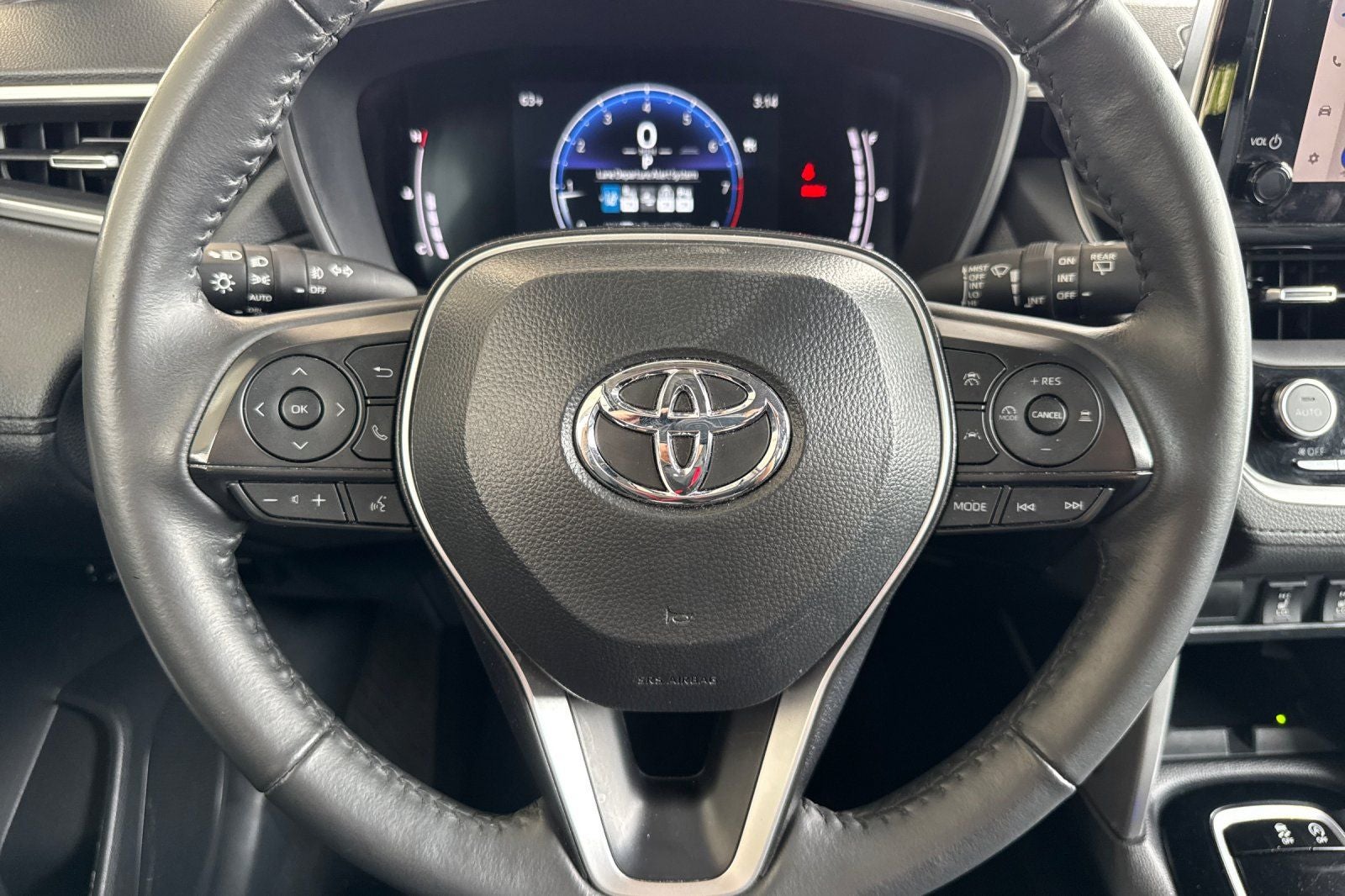 2024 Toyota Corolla Cross XLE