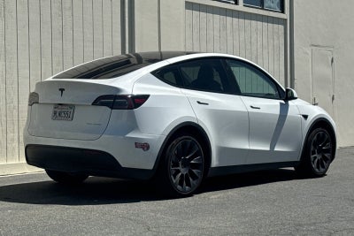 2024 Tesla Model Y Long Range