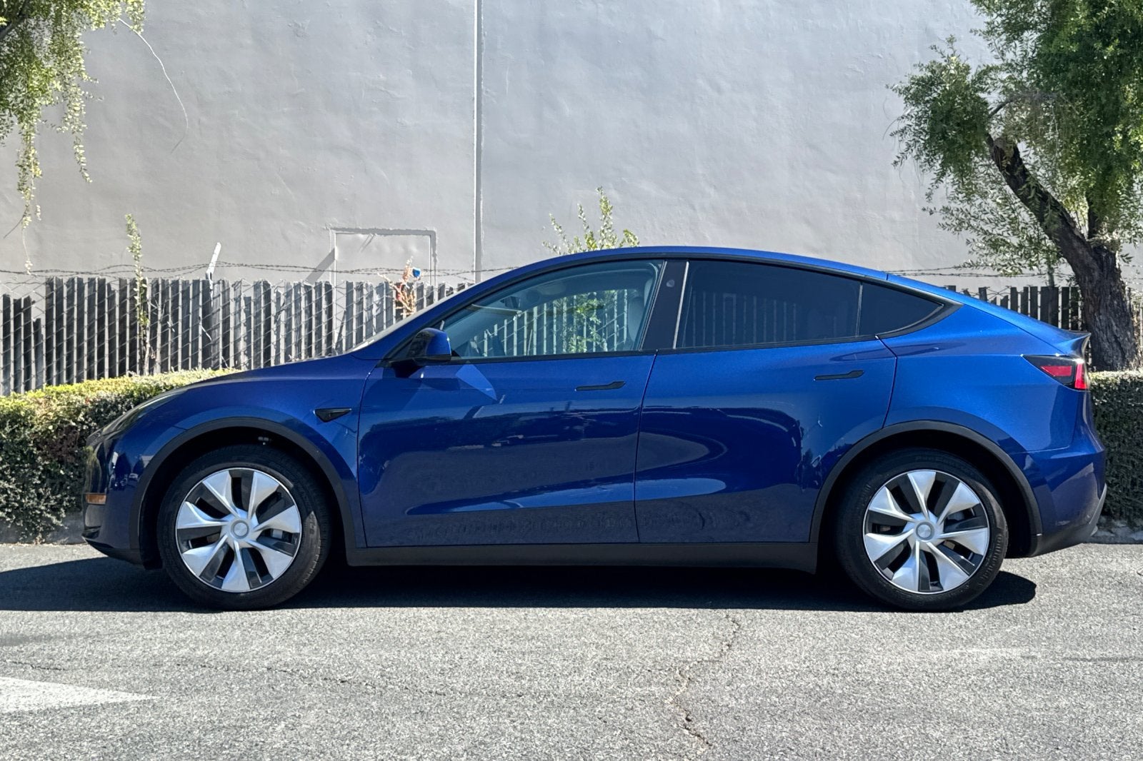 2023 Tesla Model Y Standard Range