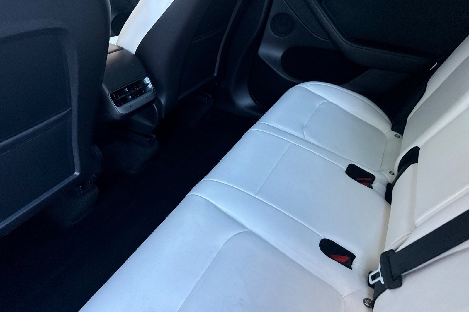 2023 Tesla Model Y Long Range LONG RANGE