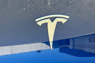 2023 Tesla Model Y Long Range LONG RANGE