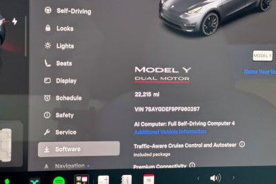 2023 Tesla Model Y Performance