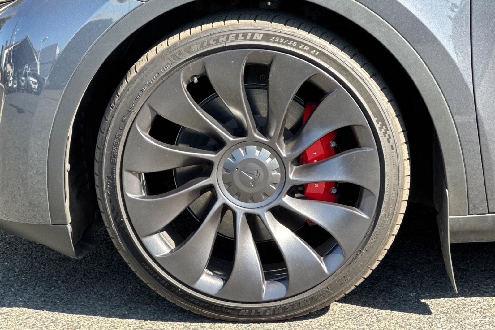 2023 Tesla Model Y Performance