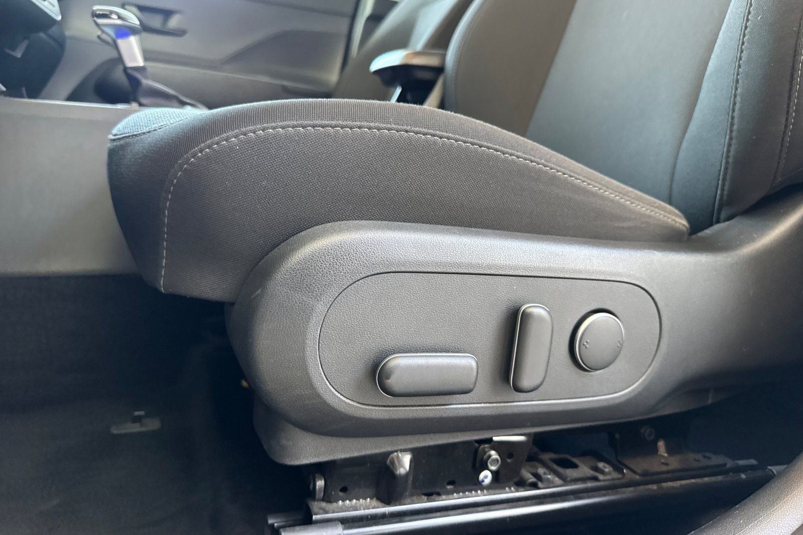 2025 Hyundai Kona SEL SEL