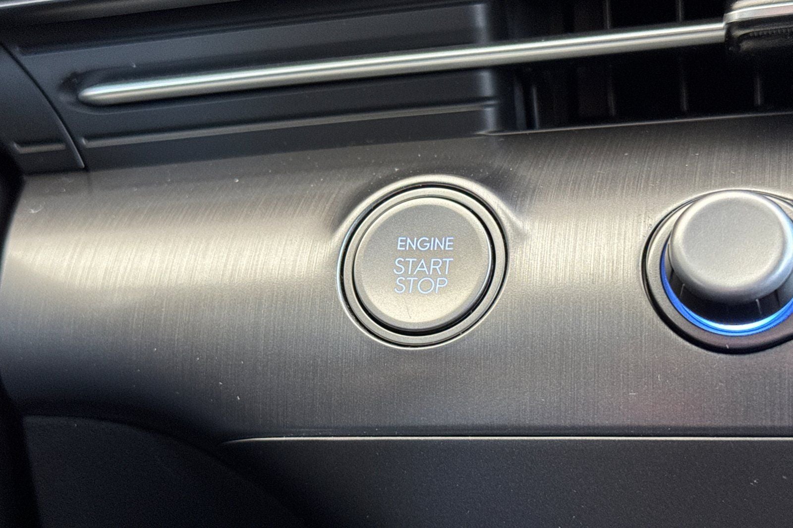 2025 Hyundai Kona SEL SEL