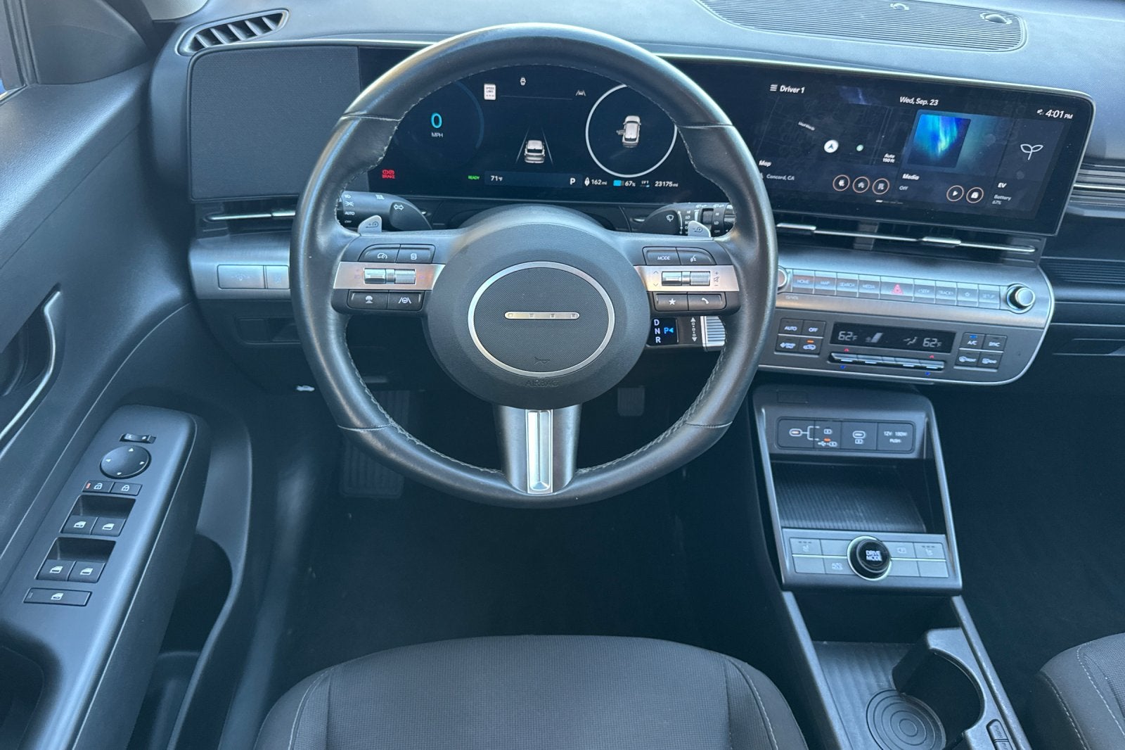 2024 Hyundai Kona Electric SEL