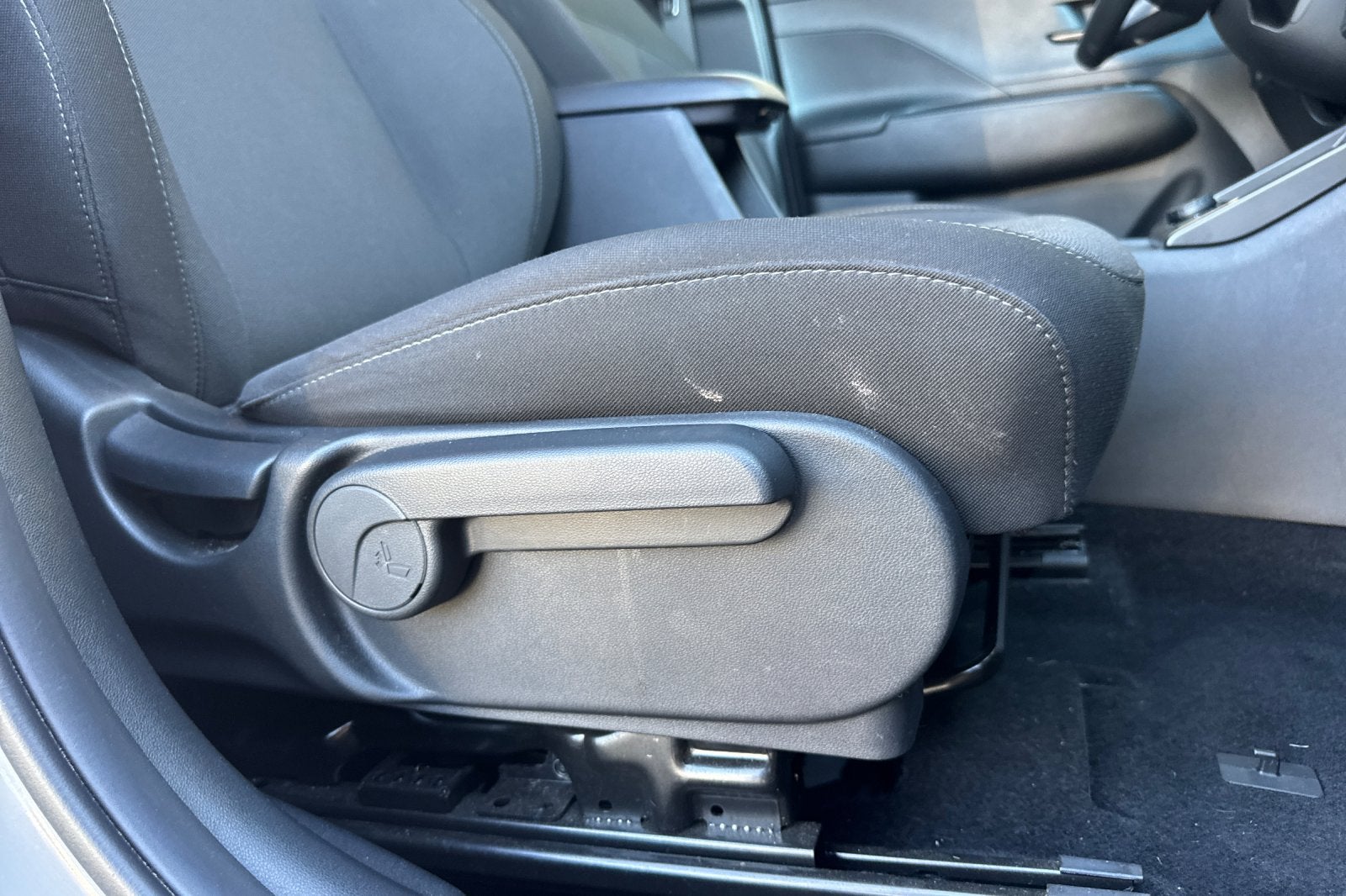 2024 Hyundai Kona Electric SEL
