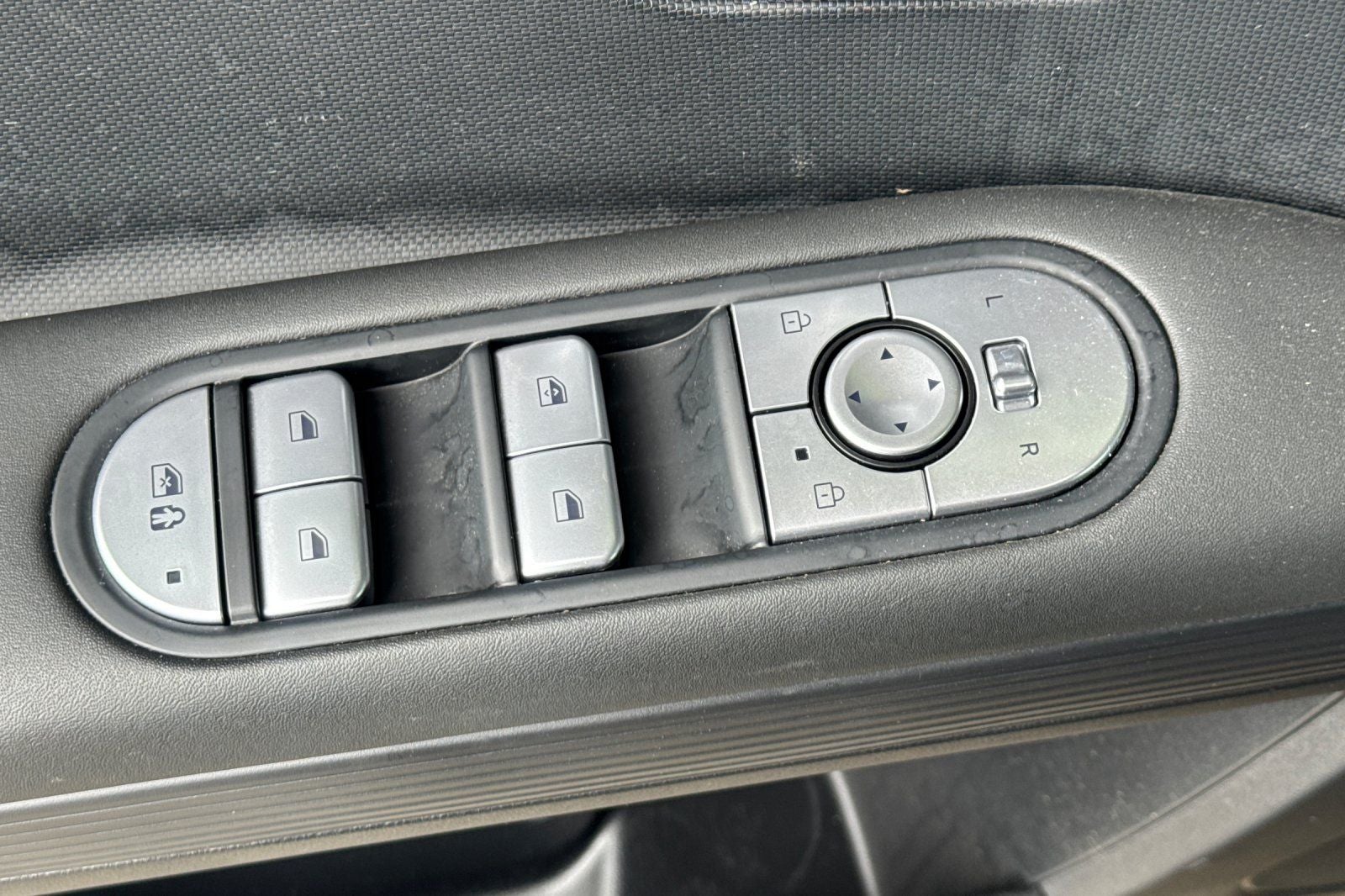 2024 Hyundai IONIQ 5 SE