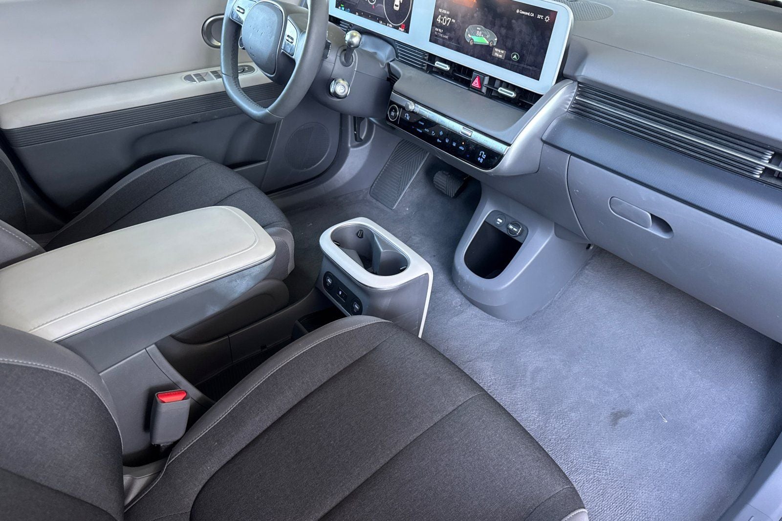 2024 Hyundai IONIQ 5 SEL SEL