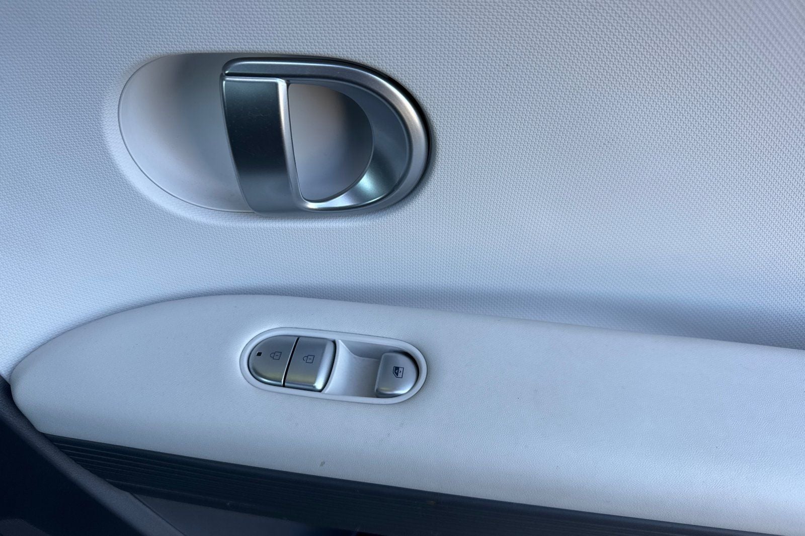 2024 Hyundai IONIQ 5 SEL SEL