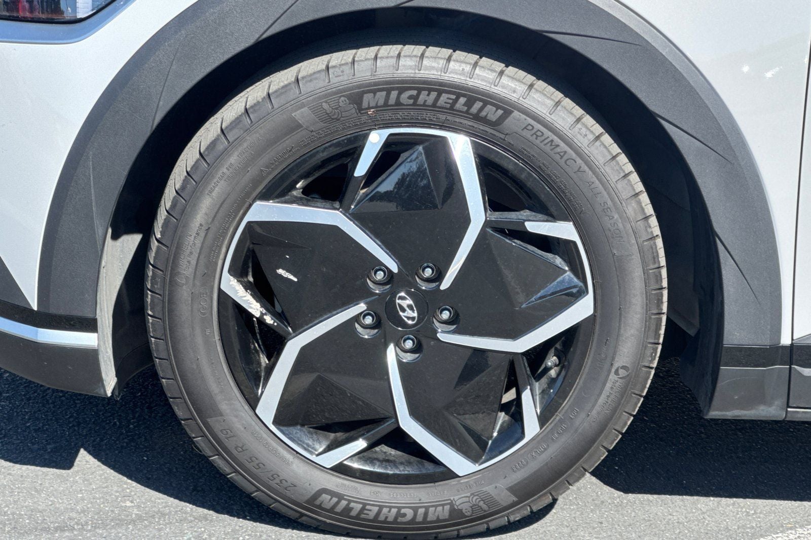 2024 Hyundai IONIQ 5 SEL SEL