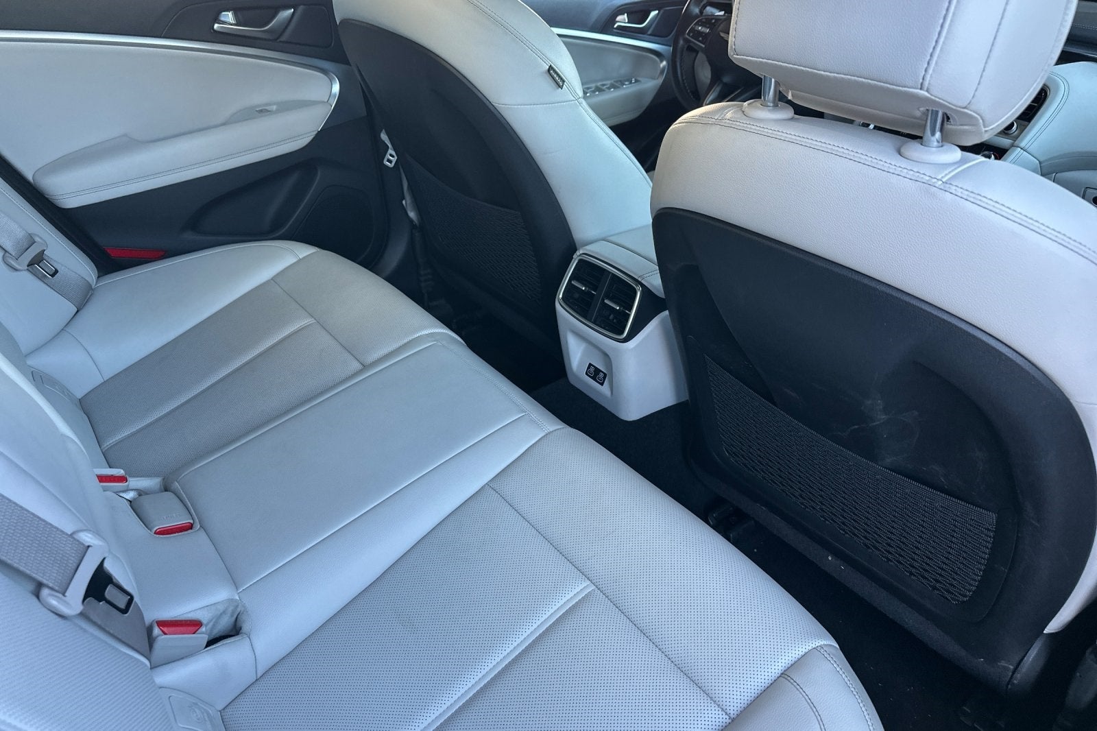 2024 Genesis G70 2.5T